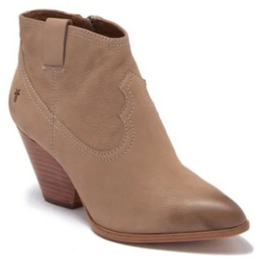 Frye Leather Western Style Ash Ombre Distressed Pointy Toe Bootie Size 6.5